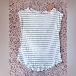 Green Envelope Los Angeles Women's XS Gray/White Striped Short Sleeve Top